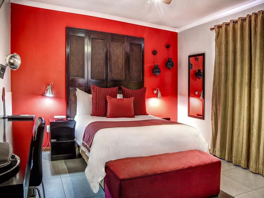 Yalla Yalla Boutique Hotel ウィットバンク エクステリア 写真