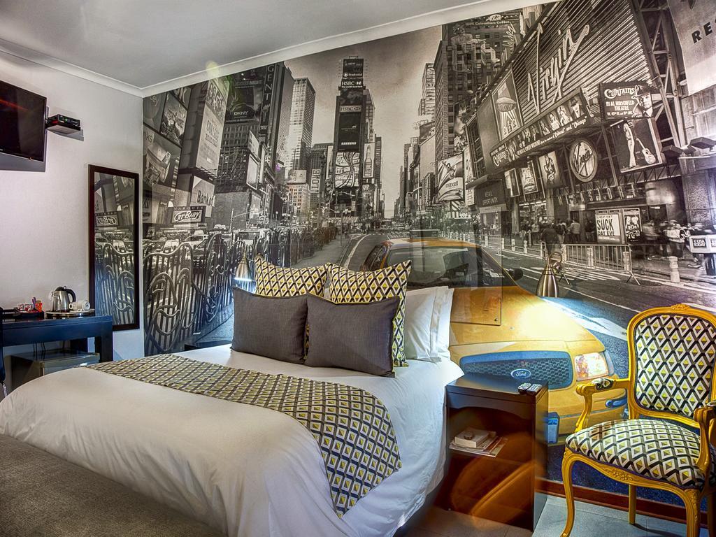 Yalla Yalla Boutique Hotel ウィットバンク エクステリア 写真